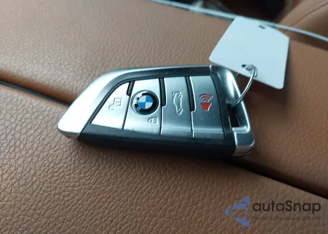 2021 BMW 530E из США, поврежденный, VIN WBA13AG02MCF12466